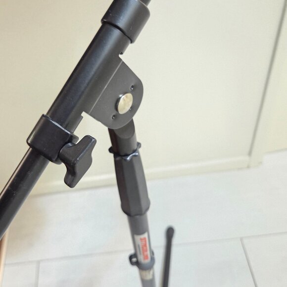 Professional Tripod Microphone Stand with Boom Arm - Picture 4 of 7